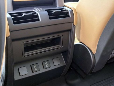 New 2026 Land Rover Defender 110 S AWD/4WD image 13
