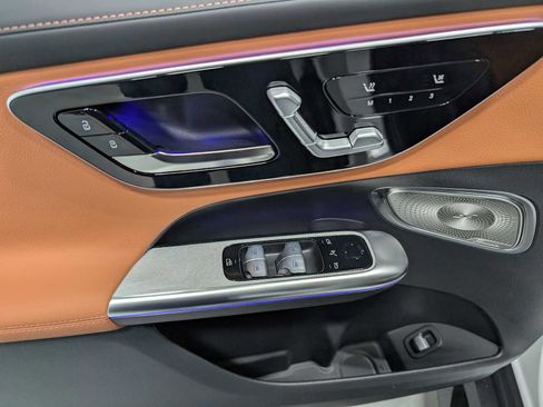 New 2026 Mercedes-Benz GLC 43 AMG AMG GLC 43 image 30