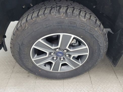 Used 2016 Ford F150 XLT w/ Equipment Group 301A Mid image 31