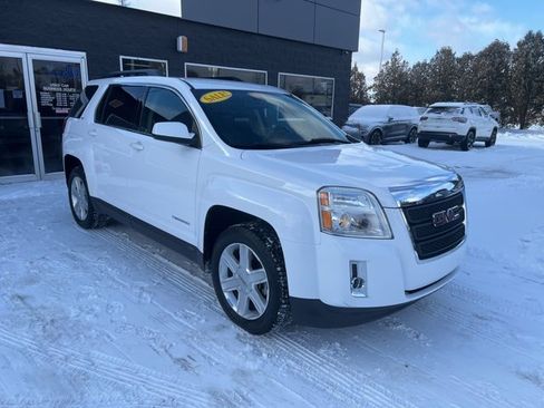 Used 2010 GMC Terrain SLT image 1