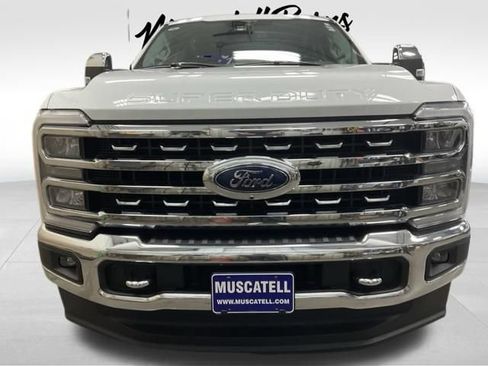 Used 2023 Ford F250 Lariat w/ Chrome Package AWD/4WD image 2