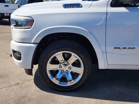 Used 2025 RAM 1500 Big Horn AWD/4WD image 6