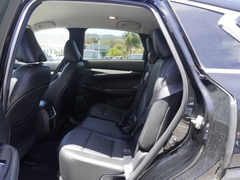 Used 2023 INFINITI QX50 Pure FWD image 24