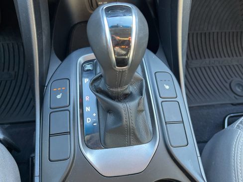 Used 2014 Hyundai Santa Fe GLS image 29