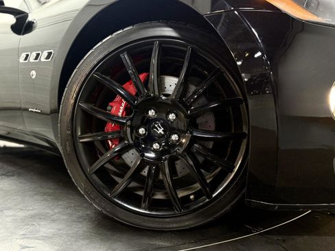 Used 2011 Maserati GranTurismo Convertible RWD image 10