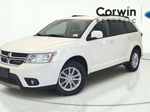 Used 2015 Dodge Journey SXT w/ Flexible Seating Group FWD image 1