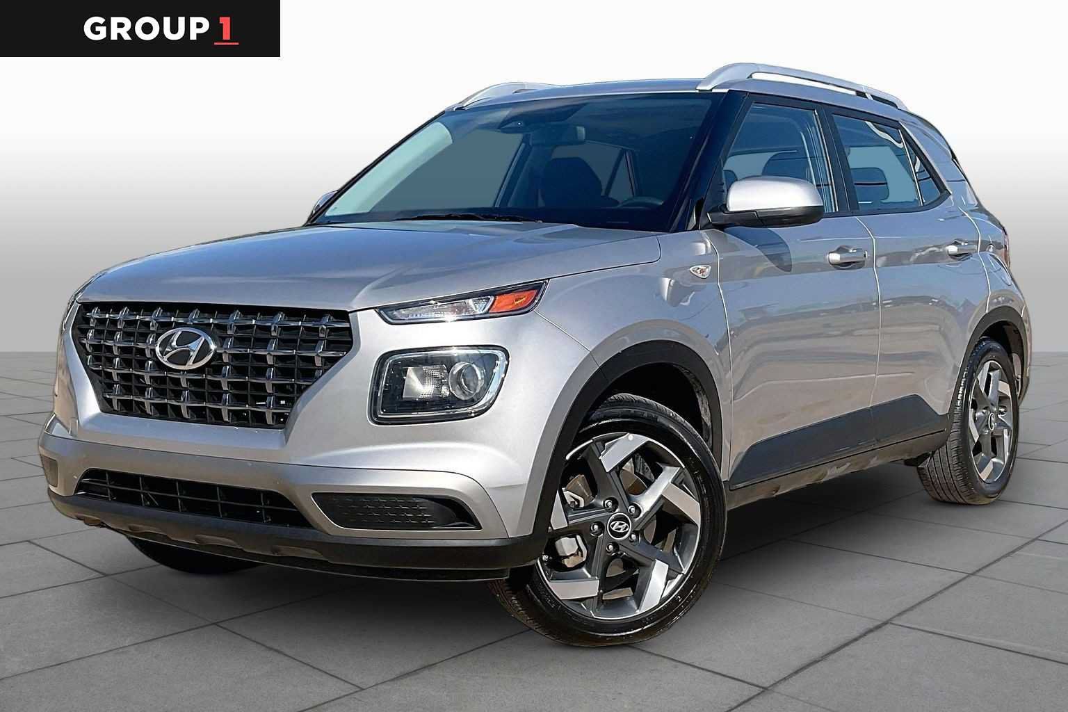 Certified 2026 Hyundai Venue SEL FWD image 1