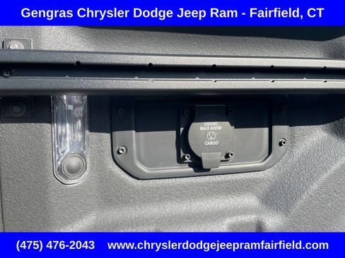 Used 2025 RAM 1500 Big Horn AWD/4WD image 24