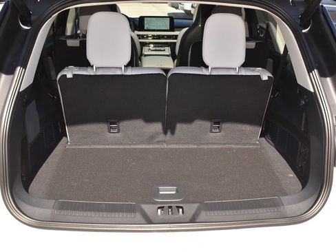 New 2026 Lincoln Aviator Reserve w/ Luxury Package image 38