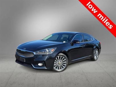 Used 2019 Kia Cadenza Premium
