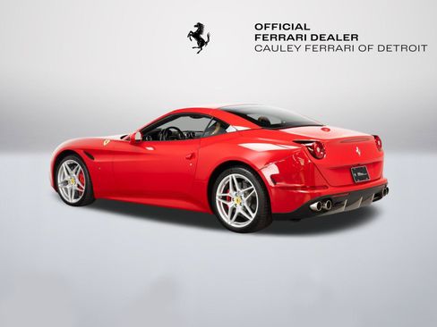 Certified 2017 Ferrari California T RWD image 14