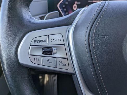 Used 2025 BMW X7 xDrive40i image 25