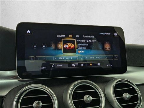 Used 2022 Mercedes-Benz GLC 300 image 17