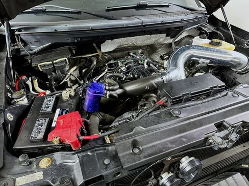 Used 2012 Ford F150 Platinum RWD image 26