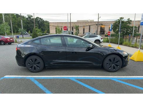 Used 2024 Tesla Model 3 Standard Range RWD image 3
