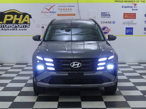 Used 2025 Hyundai Tucson SEL image 2