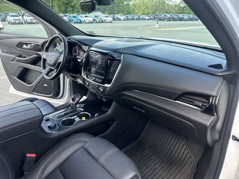 Used 2023 Chevrolet Traverse RS AWD/4WD image 30