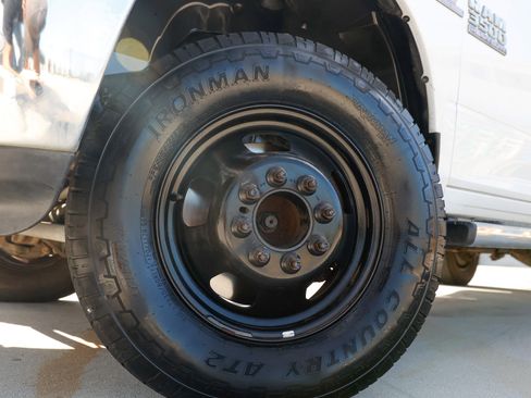 Used 2016 RAM 3500 Lone Star image 29