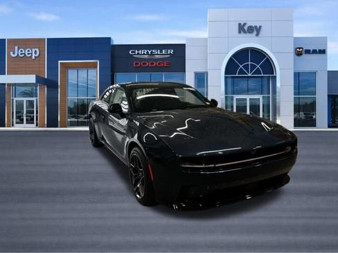 New 2024 Dodge Charger Daytona R/T w/ Plus Group AWD/4WD image 9