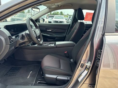 Certified 2026 Nissan Sentra SR w/ Floor Mat Package FWD image 9