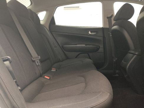 Used 2020 Kia Optima LX image 19