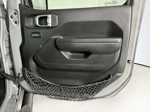 Used 2023 Jeep Wrangler Unlimited Rubicon 4xe w/ Steel Bumper Group image 31