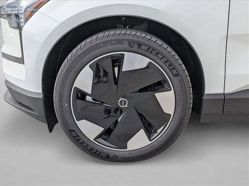 New 2026 Volvo EX30 Plus w/ Protection Package Premier AWD/4WD image 11