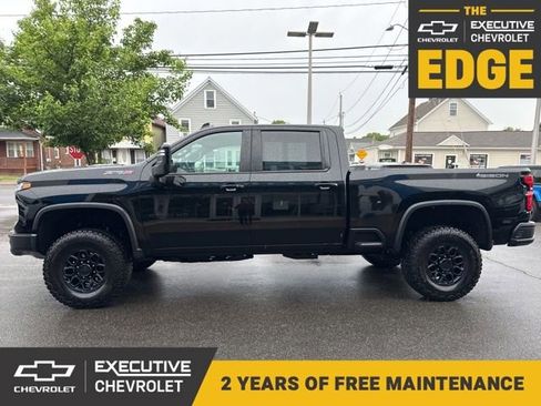 Used 2025 Chevrolet Silverado 2500 ZR2 w/ ZR2 Bison Edition AWD/4WD image 1