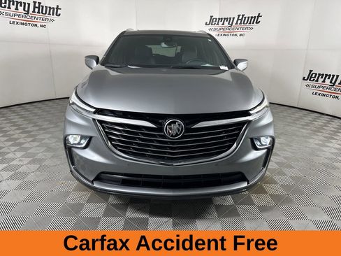 Used 2023 Buick Enclave Essence w/ Experience Buick Package image 3