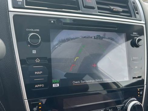 Used 2018 Subaru Outback 3.6R Touring image 23