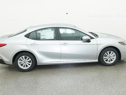 New 2026 Toyota Camry LE image 11