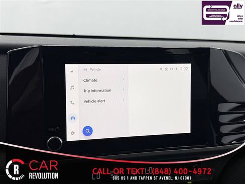 Used 2025 Toyota Camry SE FWD image 17