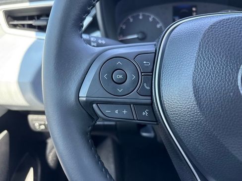 Certified 2025 Toyota Corolla SE image 15