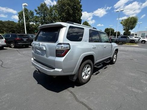 Used 2021 Toyota 4Runner SR5 RWD image 4