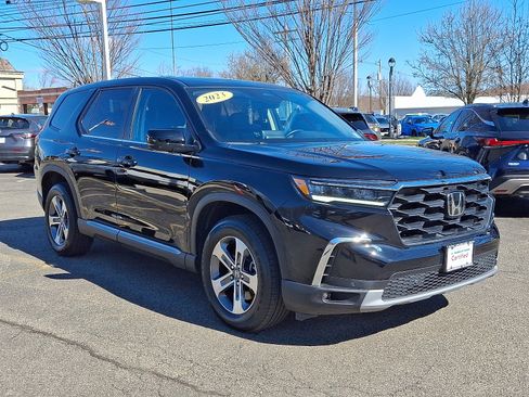 Certified 2024 Honda Pilot EX-L image 6