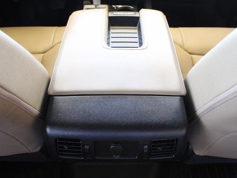 Used 2014 Toyota Tundra Limited image 39