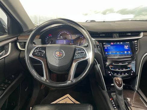 Used 2015 Cadillac XTS Luxury image 19