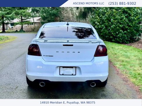 Used 2014 Dodge Avenger SE w/ Blacktop Package image 4
