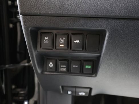 Used 2017 Nissan Rogue SL image 33