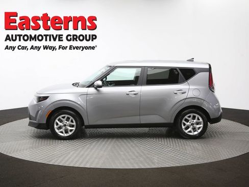 Used 2023 Kia Soul LX w/ Option Group 015 image 60