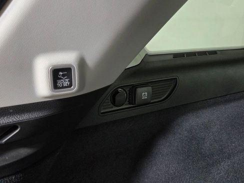 Used 2023 Jeep Grand Cherokee Overland w/ Luxury Tech Group IV image 13