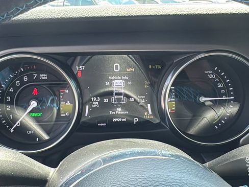 Used 2023 Jeep Wrangler Unlimited Rubicon 4xe AWD/4WD image 16