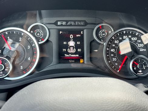 New 2026 RAM 3500 Big Horn AWD/4WD image 23