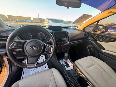 Used 2017 Subaru Impreza 2.0i Premium image 14