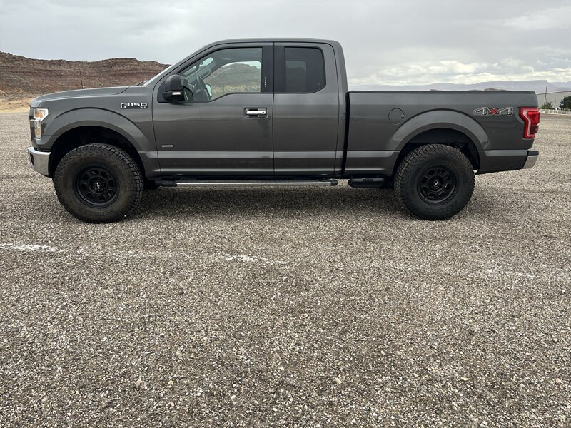 Used 2016 Ford F150 XLT w/ Equipment Group 302A Luxury AWD/4WD image 5