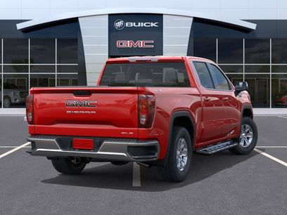 New 2026 GMC Sierra 1500 SLE w/ LPO, Black Badging Package