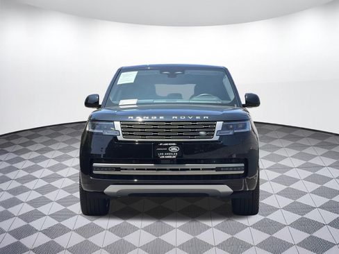 Used 2025 Land Rover Range Rover SE AWD/4WD image 6