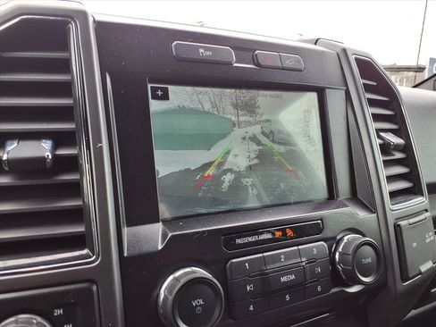 Used 2017 Ford F150 XLT w/ Equipment Group 302A Luxury image 10