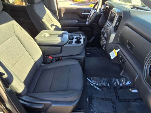 Certified 2023 Chevrolet Silverado 1500 Custom image 15