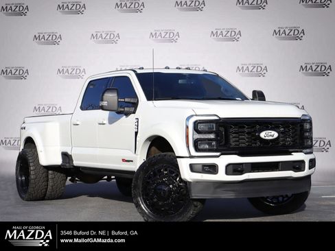 Used 2025 Ford F450 Platinum image 1